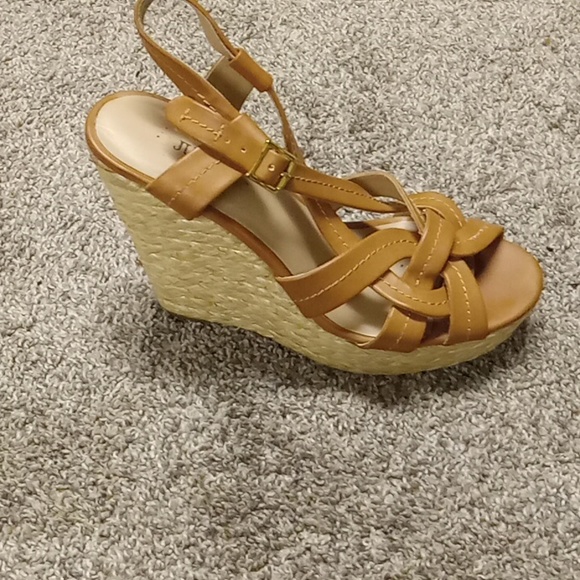 Wedges - Picture 2 of 2
